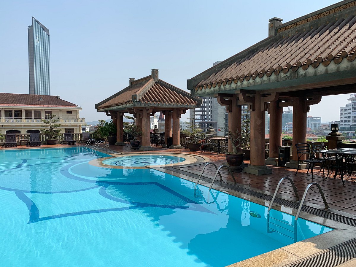 Khách sạn Tân Hoàng Cung – TP Huế